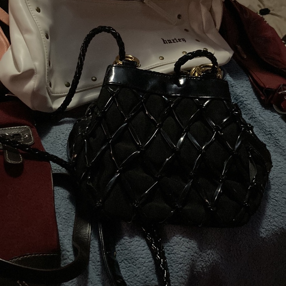 Purses - Picture 6 of 10